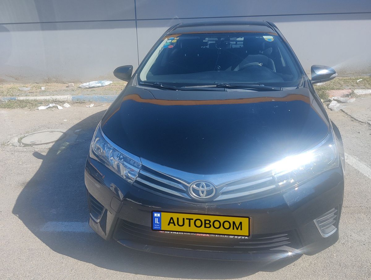 Toyota Corolla 2nd hand, 2013, private hand