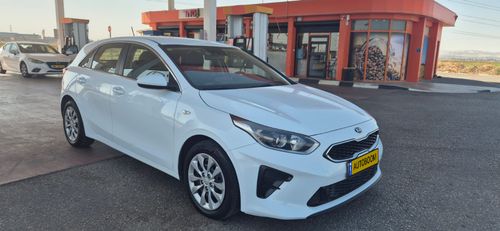Kia Ceed, 2019, фото