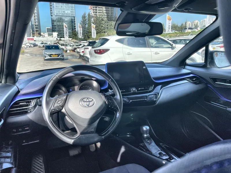 Toyota C-HR с пробегом, 2018, частная рука