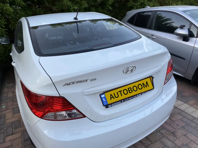 Hyundai i25 2ème main, 2015, main privée
