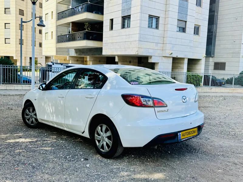 מאזדה 3 יד 2 רכב, 2011, פרטי