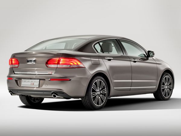 קורוס 3 2014. מרכב, צורה. סדאן, 1 דור