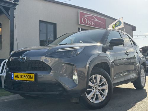 Toyota Yaris Cross, 2022, photo
