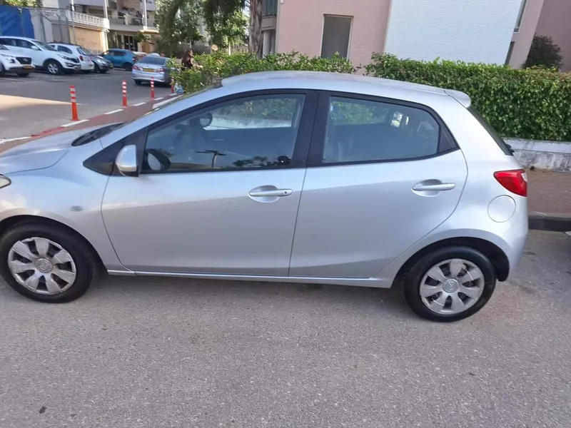 Mazda 2 2nd hand, 2011, private hand