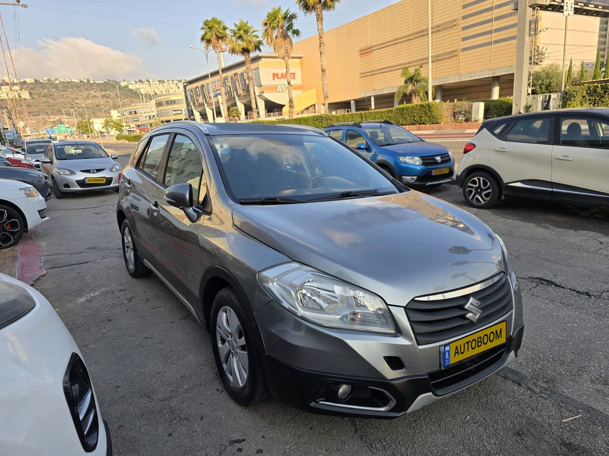 Suzuki SX4 2ème main, 2014, main privée