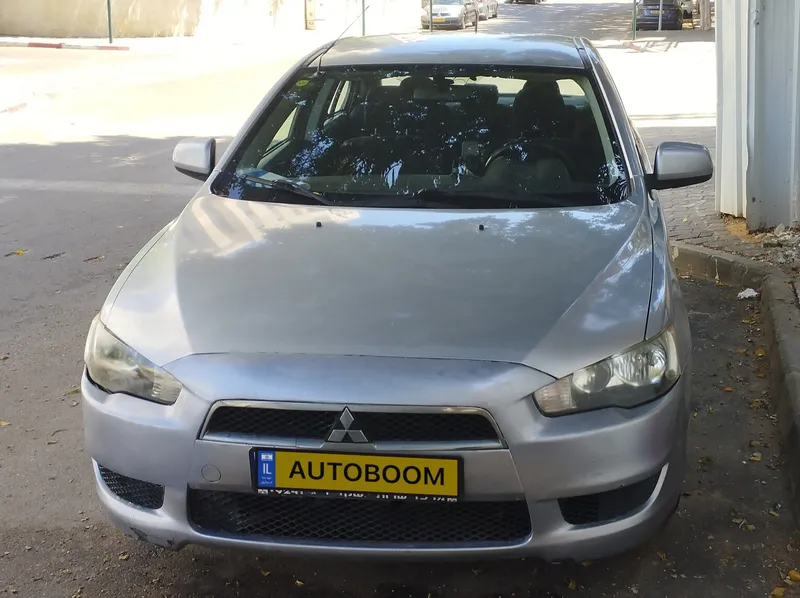 Mitsubishi Lancer 2nd hand, 2011, private hand