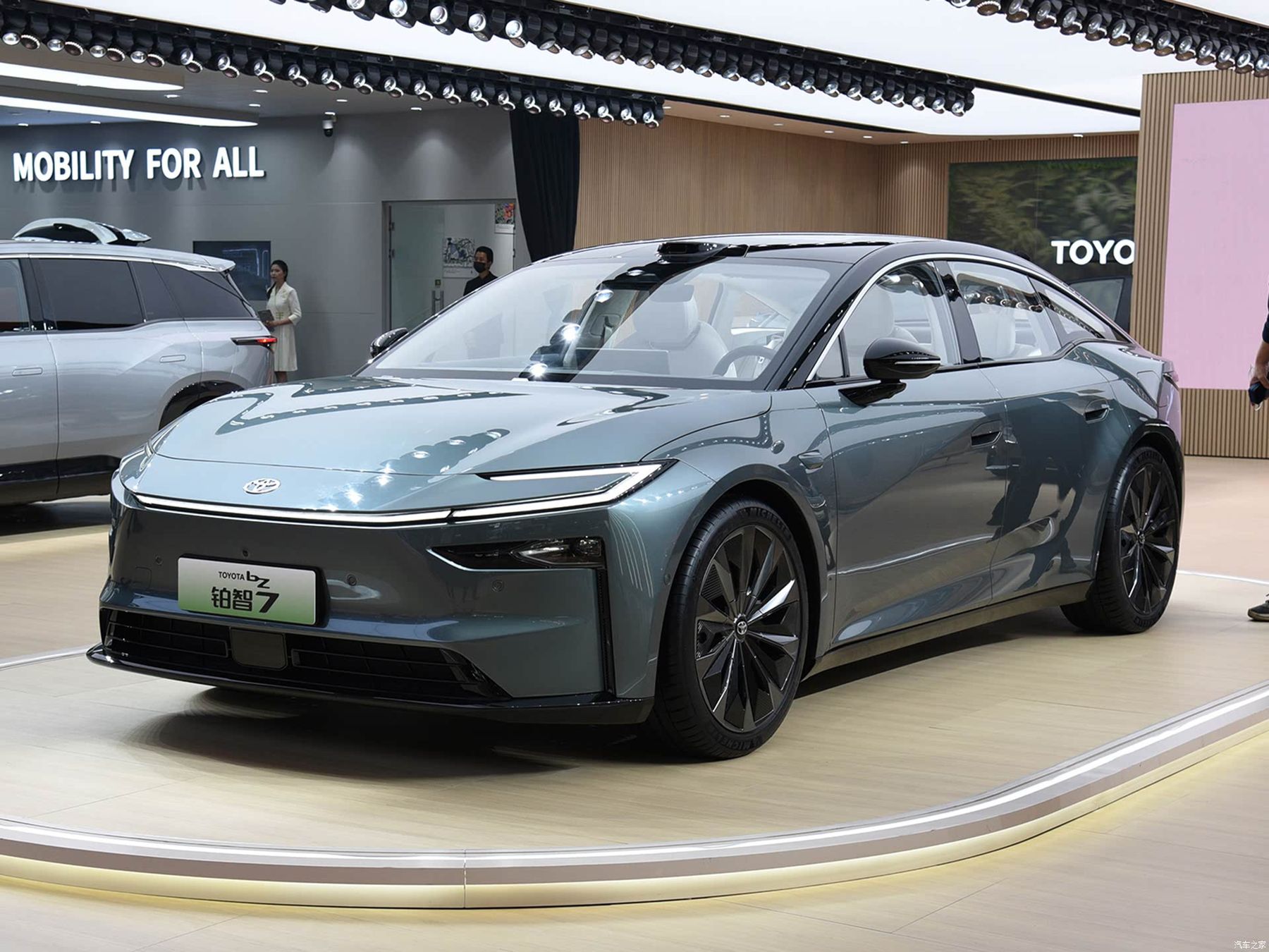 Toyota. Кузов, экстерьер.