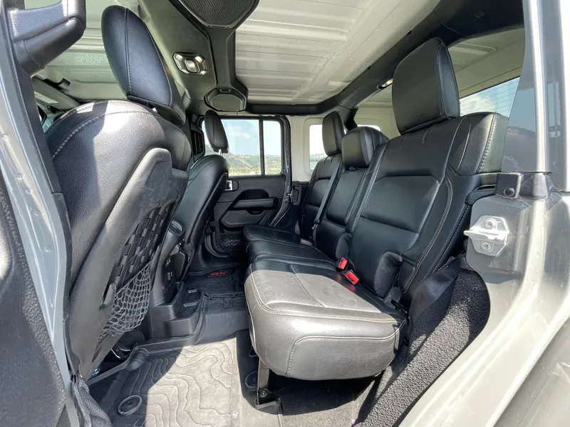Jeep Wrangler 2nd hand, 2022, private hand