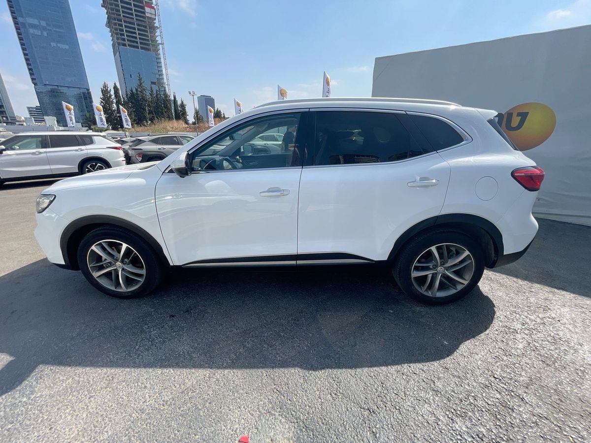 MG EHS 2ème main, 2022, main privée