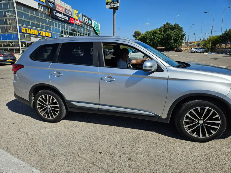 Mitsubishi Outlander с пробегом, 2019, частная рука