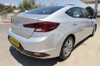 Hyundai Elantra с пробегом, 2019, частная