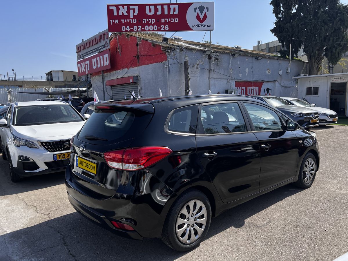Kia Carens 2nd hand, 2016, private hand