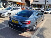 סקודה סופרב יד 2 רכב, 2019, פרטי