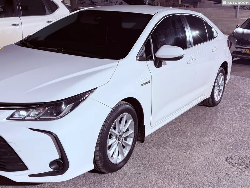 Toyota Corolla 2nd hand, 2019, private