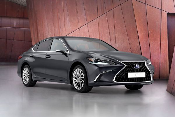 Lexus ES 2021. Carrosserie, extérieur. Berline, 7 génération, restyling 1