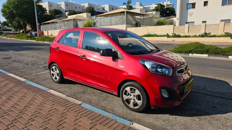 Kia Picanto 2nd hand, 2012, private hand