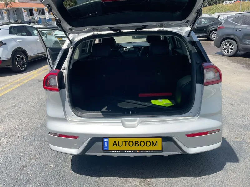 Kia Niro 2nd hand, 2019, private