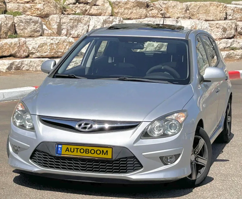 יונדאי i30 יד 2 רכב, 2011