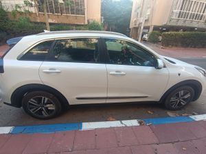 Kia Niro, 2020, фото
