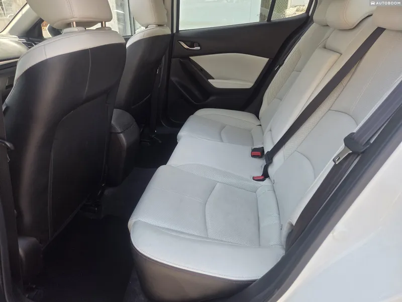 Mazda 3 с пробегом, 2017, частная