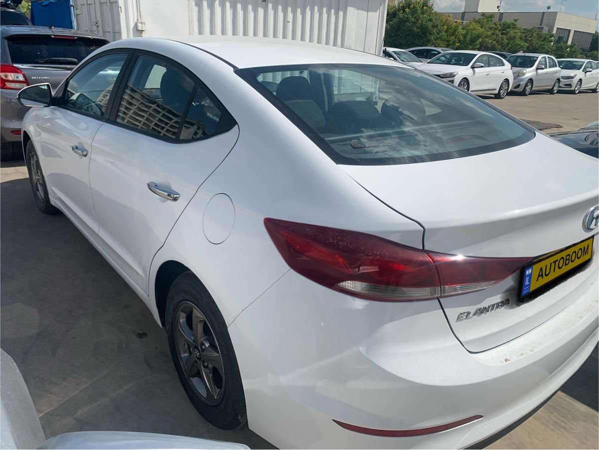 Hyundai Elantra 2ème main, 2016, main privée