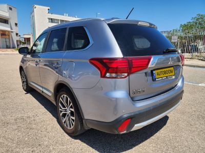 Mitsubishi Outlander 2nd hand, 2016, private hand