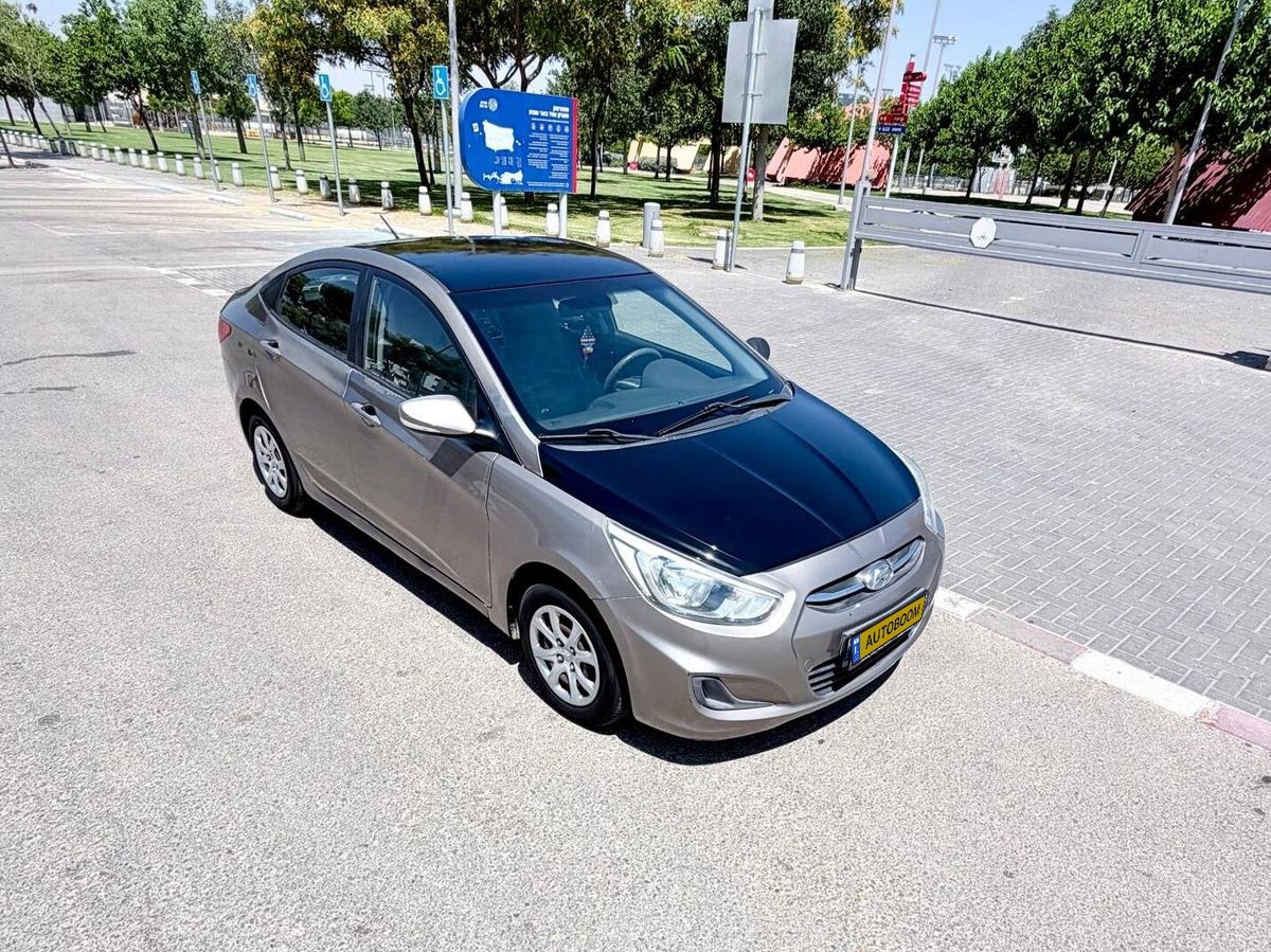 יונדאי i25 יד 2 רכב, 2014