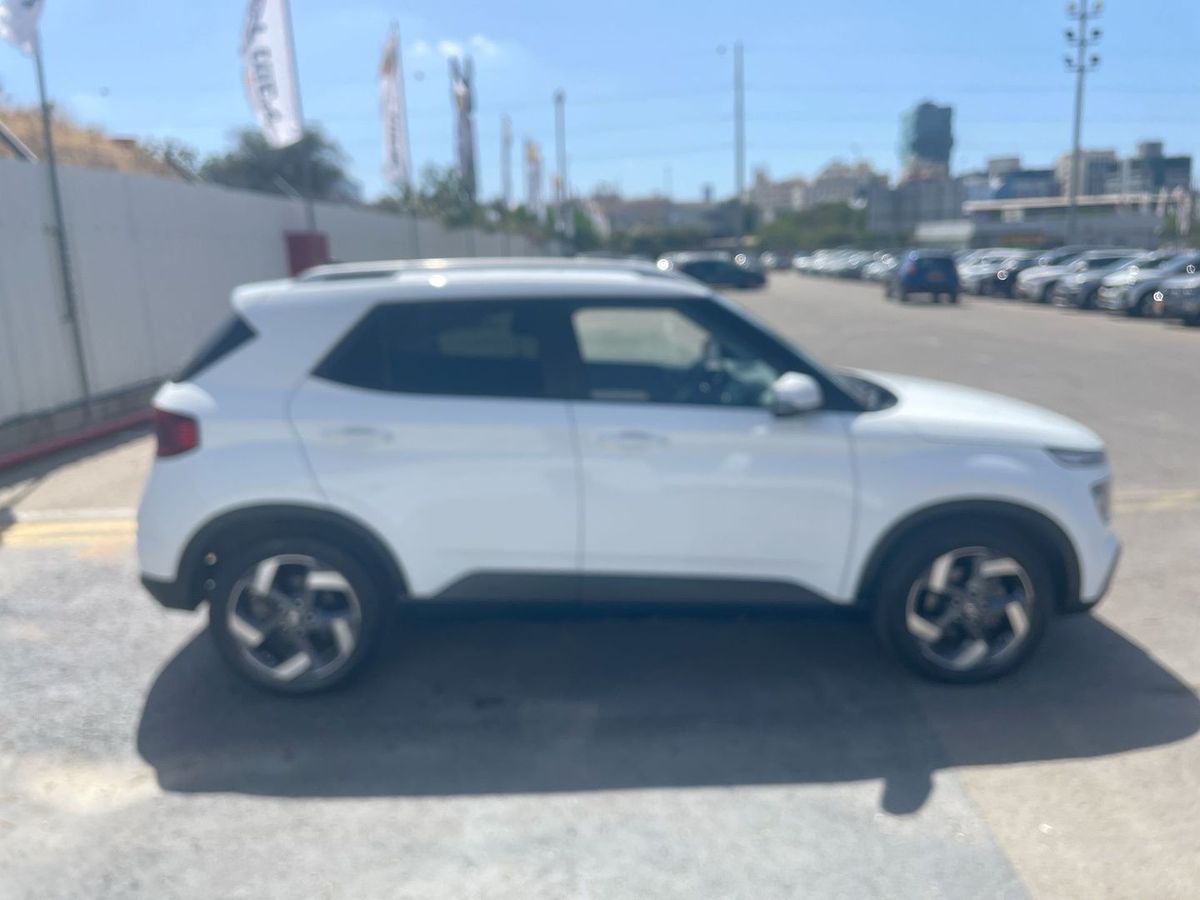 Hyundai Venue 2nd hand, 2021, private hand