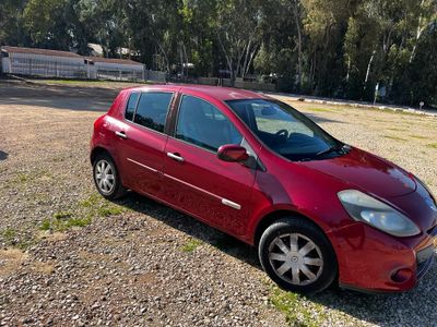 Renault Clio 2nd hand, 2011, private hand