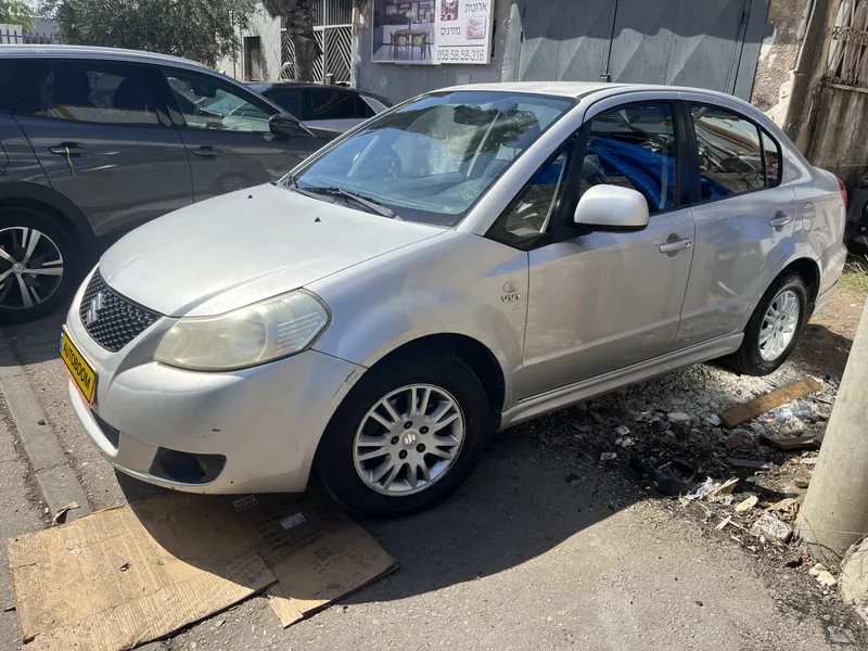 סוזוקי SX4 יד 2 רכב, 2008, פרטי