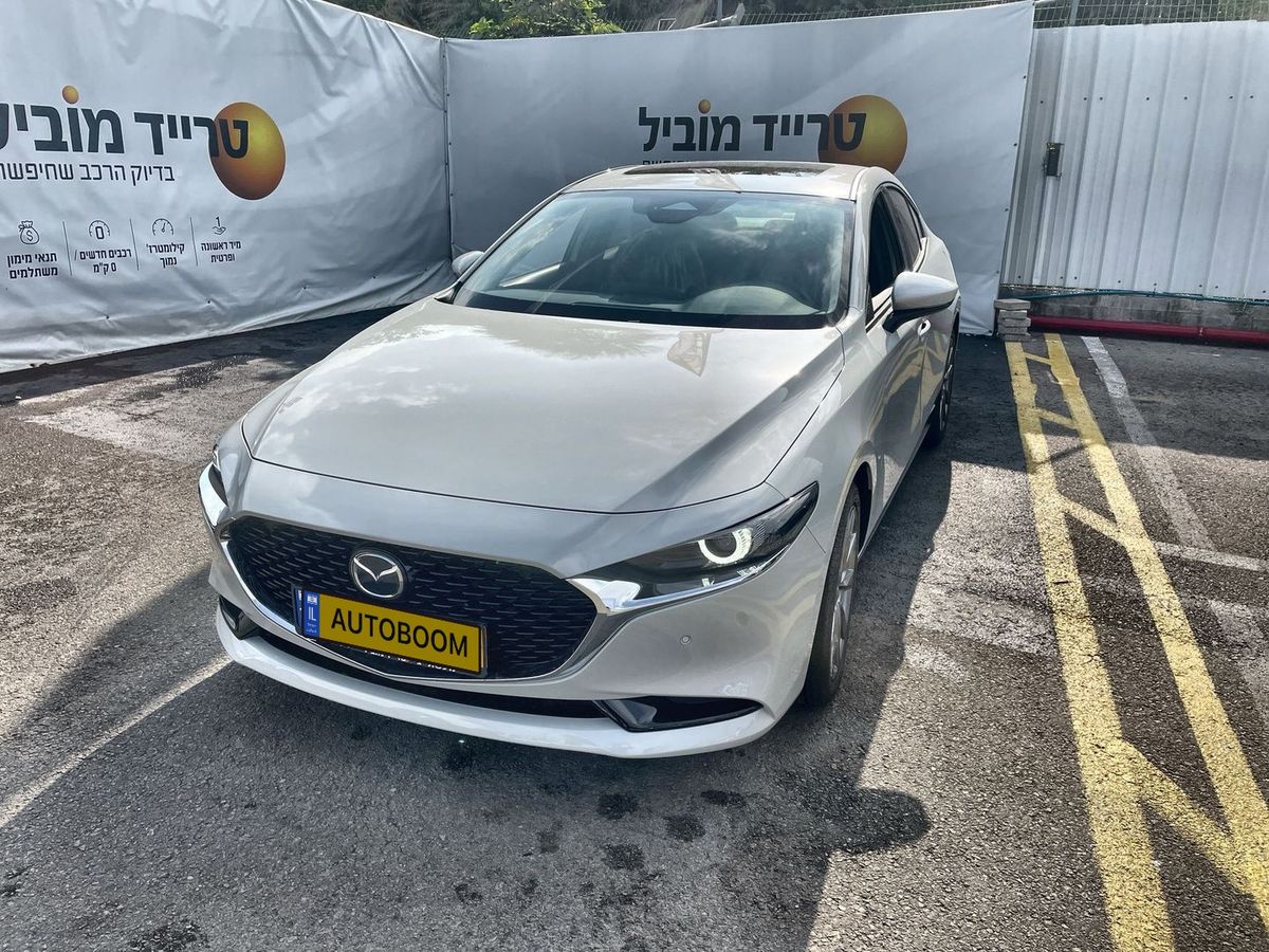 Mazda 3 новый, 2025