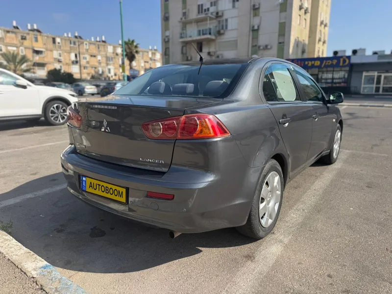 Mitsubishi Lancer 2nd hand, 2011, private hand