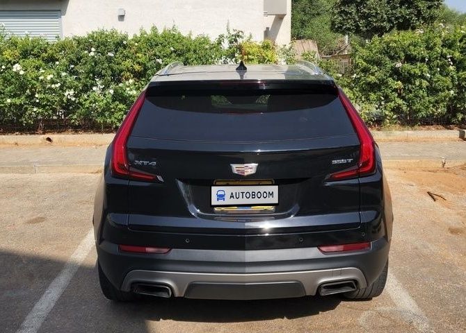Cadillac XT4 2nd hand, 2020, private hand