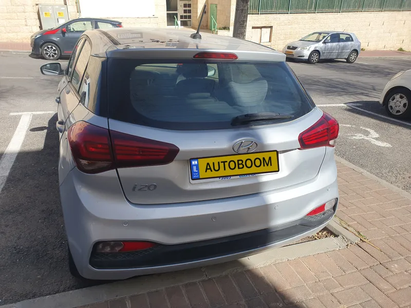 יונדאי i20 יד 2 רכב, 2020, פרטי