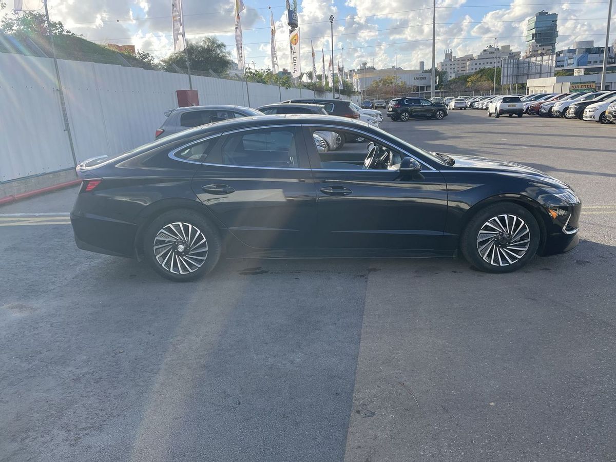 Hyundai Sonata с пробегом, 2021