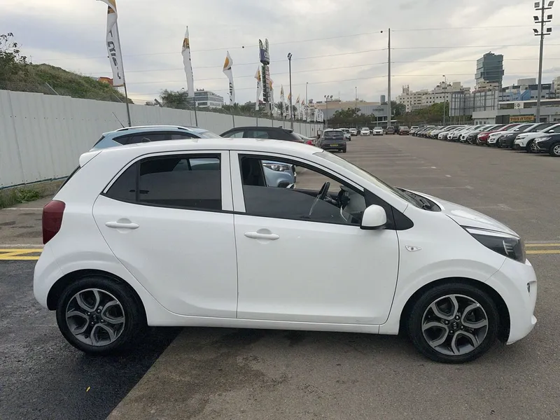 Kia Picanto 2nd hand, 2017, private hand