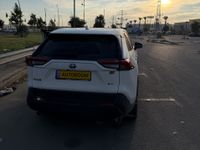 טויוטה ראב 4 יד 2 רכב, 2025, פרטי