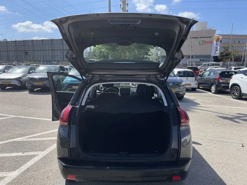 Peugeot 2008 2nd hand, 2017, private hand