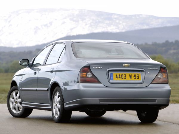 Chevrolet Evanda 2004. Bodywork, Exterior. Sedan, 1 generation