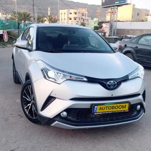 Toyota C-HR, 2019, photo