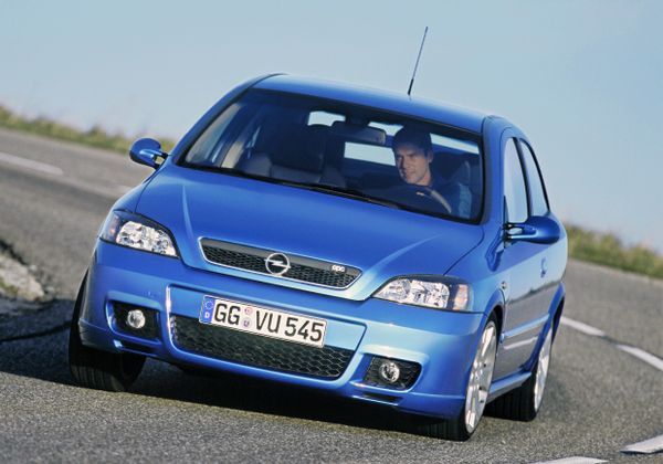 Opel Astra OPC 2002. Bodywork, Exterior. Hatchback 3-door, 1 generation, restyling