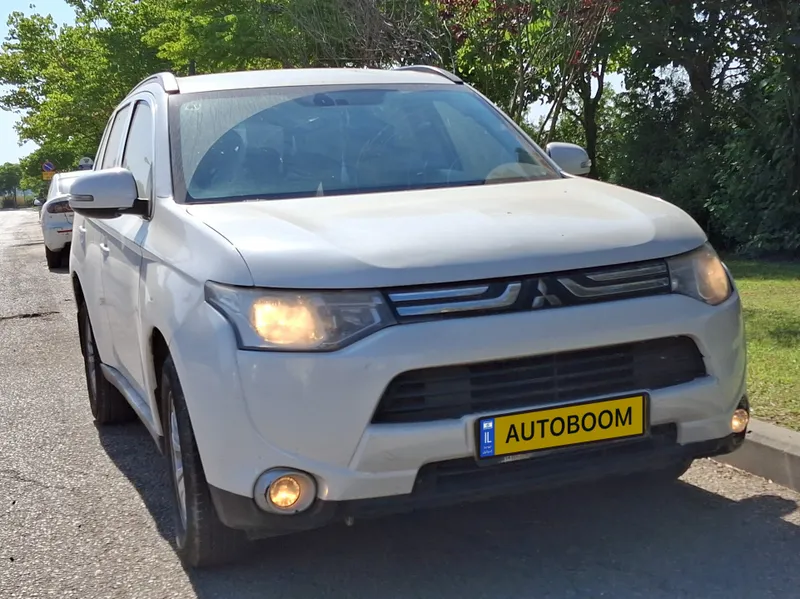 Mitsubishi Outlander с пробегом, 2013, частная рука