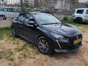 Peugeot 208, 2021, photo