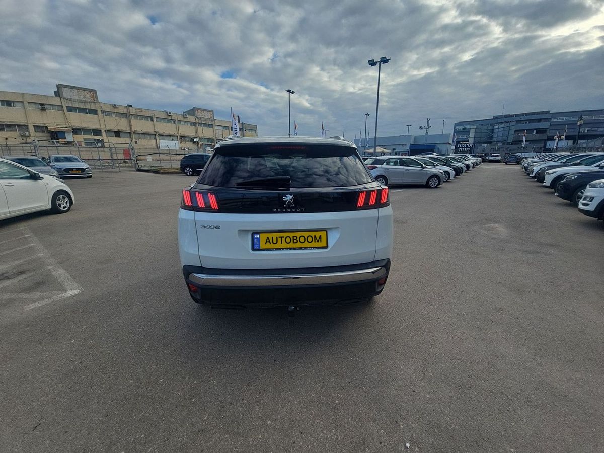 Peugeot 3008 2nd hand, 2021, private hand
