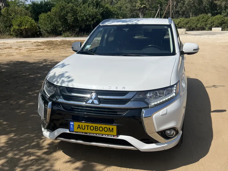Mitsubishi Outlander с пробегом, 2018, частная рука