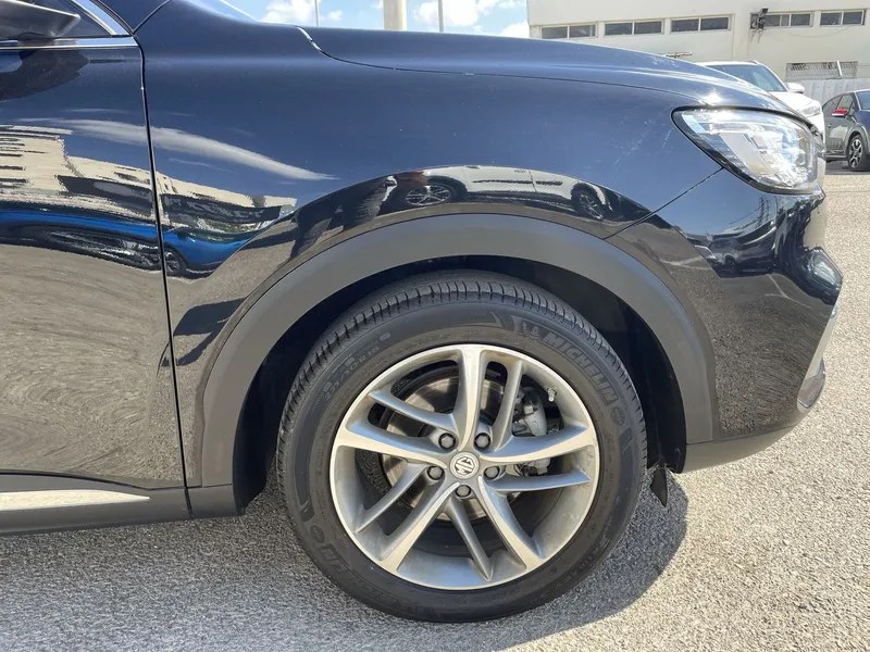MG EHS 2ème main, 2022, main privée