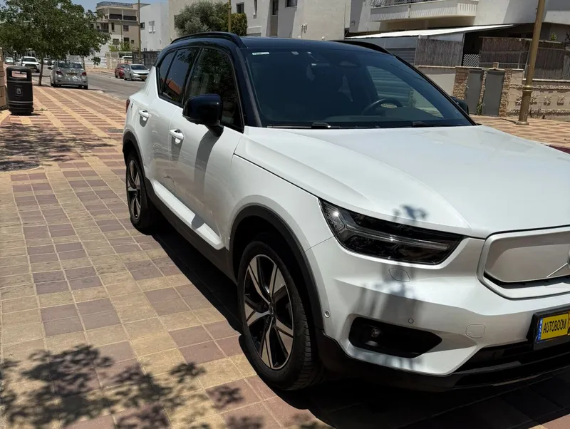 וולוו XC40 יד 2 רכב, 2022, פרטי