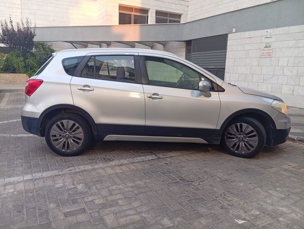 Suzuki SX4 2nd hand, 2015, private hand