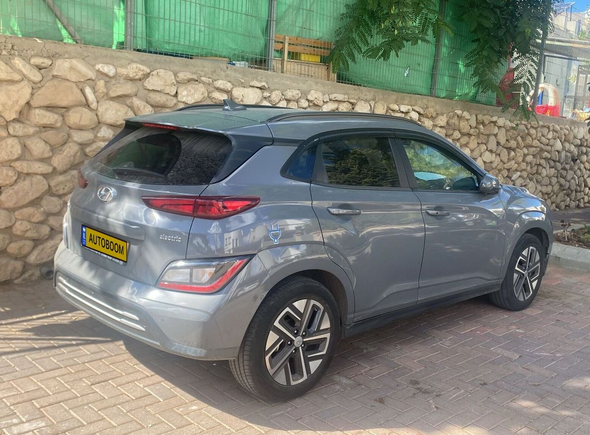 Hyundai Kona EV 2nd hand, 2022, private hand