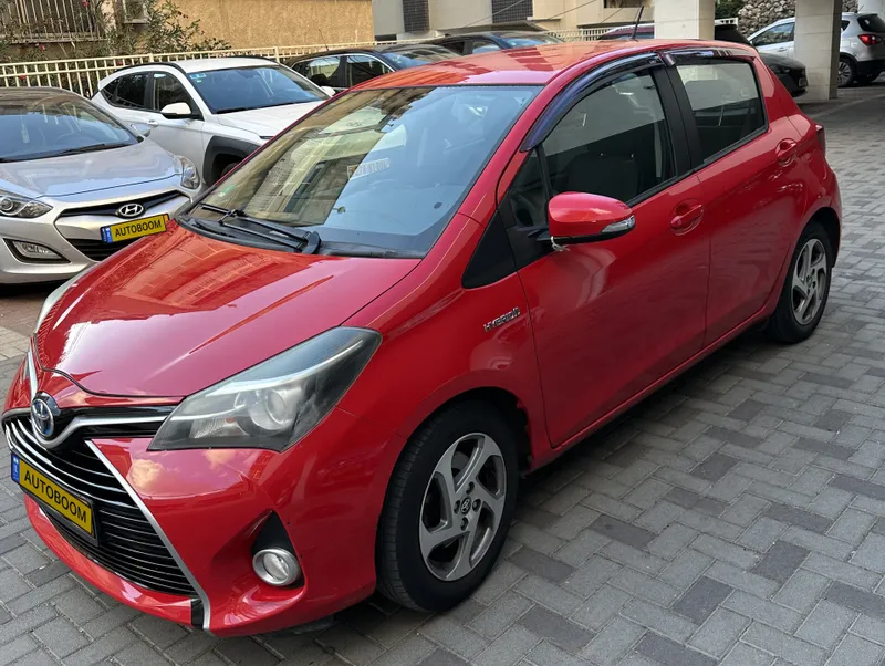 Toyota Yaris с пробегом, 2018, частная